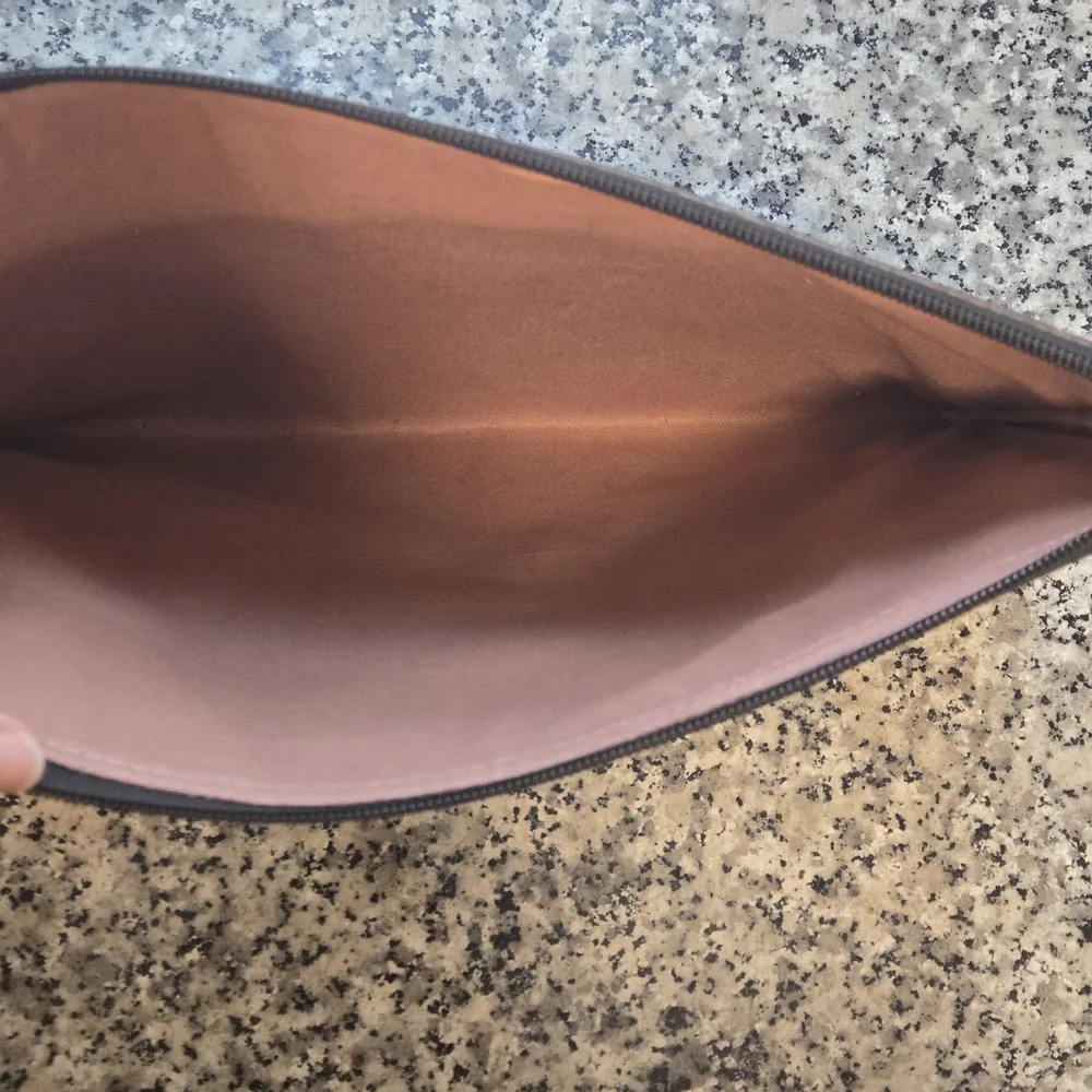 ​Sustainable Leaf Leather Tech Sleeve / Oversized Clutch